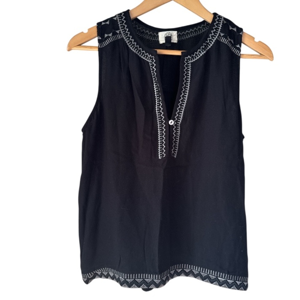 Lovestitch Black Sleeveless Top NEW embroidery small soft